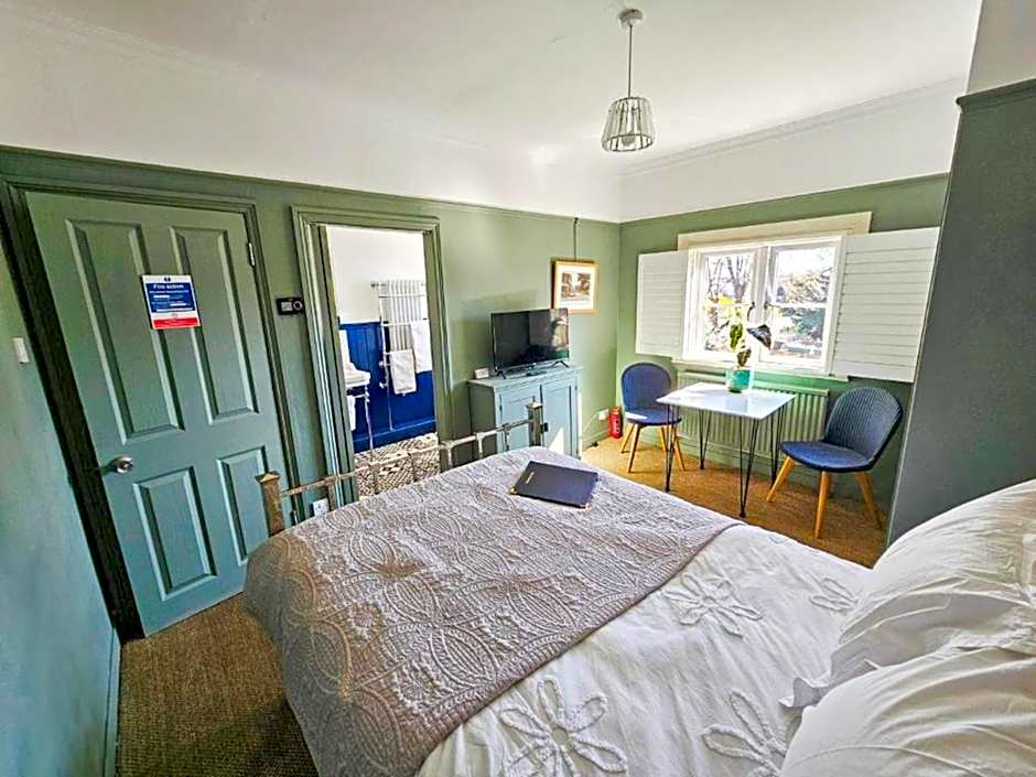 The Lodge Stanwell