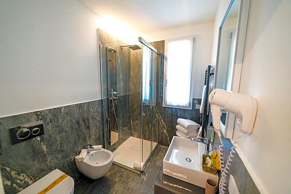 Albamarina Residence