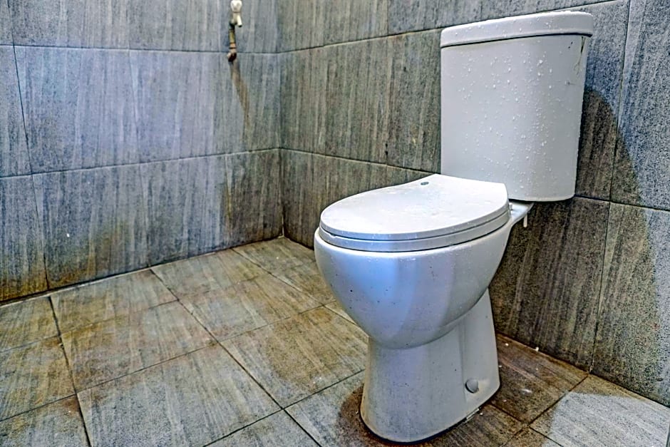 SPOT ON 91798 Hotel Grand Mutiara