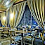 Maccan Cave Hotel