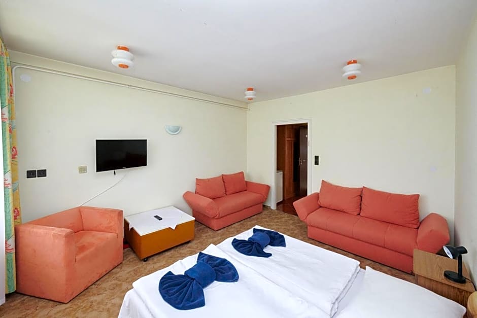 Retro Lido - Vonyarcvashegy