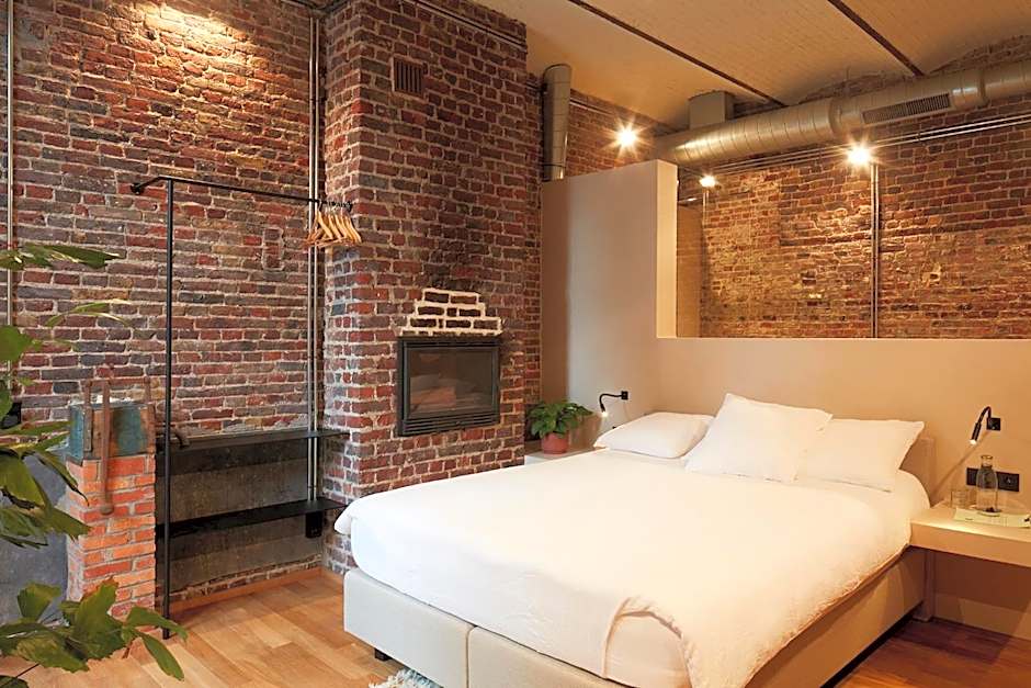 Chambre d'Amis by Alix