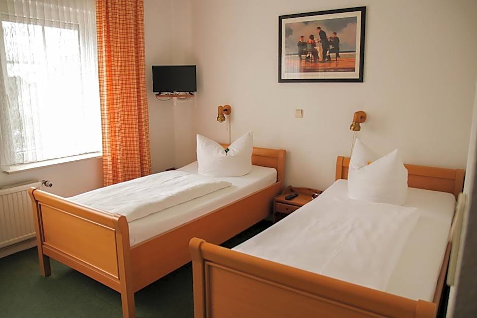 Hotel Meiendorfer Park free parking