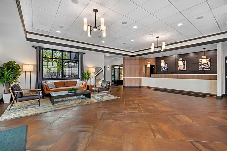 Wyndham Bloomington - Mall of America