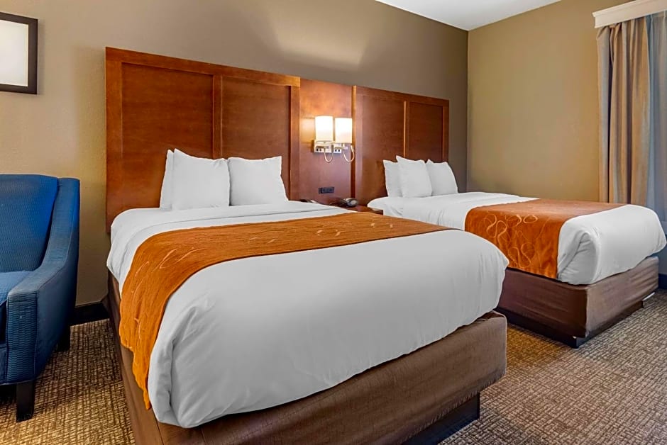 Comfort Suites Bethlehem Near Lehigh University and LVI Airport