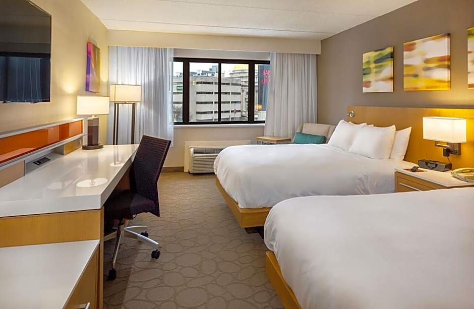 Delta Hotels by Marriott Utica