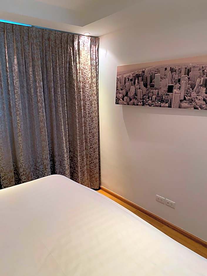 Sea View One Bedroom Condo in Kata Beach