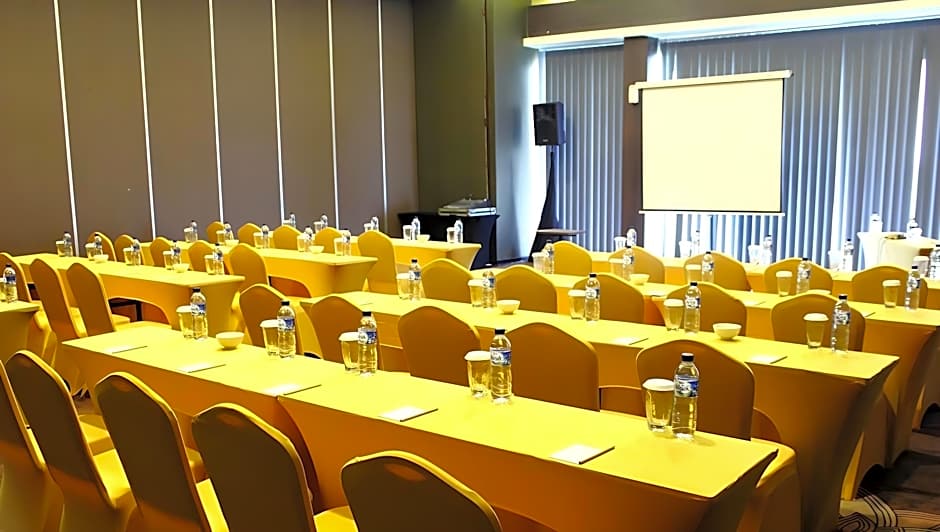 Crystal Lotus Hotel Yogyakarta