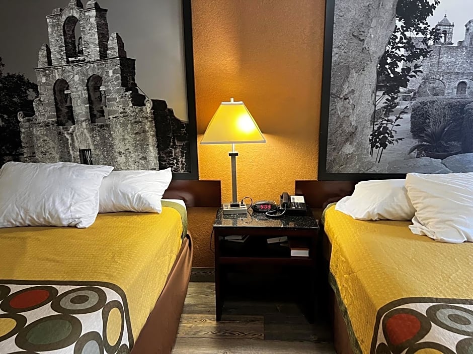 Super 8 by Wyndham Houston West Katy