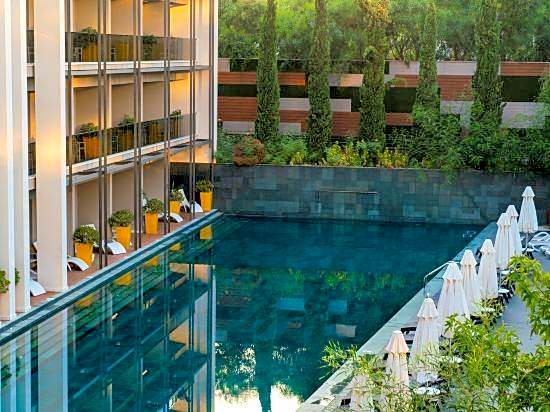 The Sense Deluxe Hotel