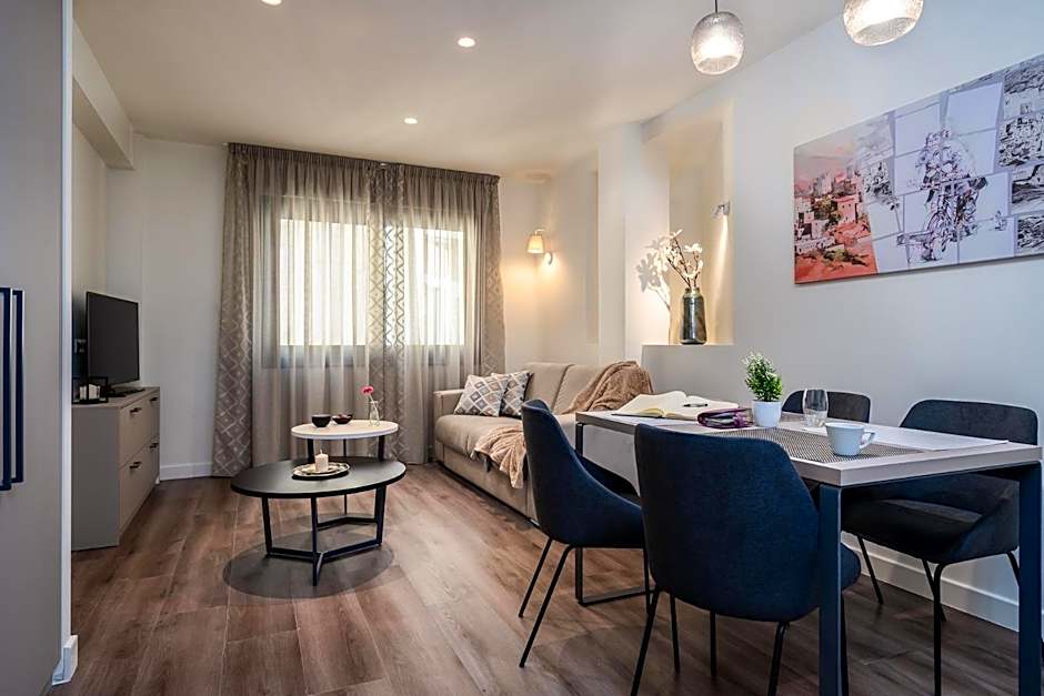 Urban Nest - Suites & Apartments