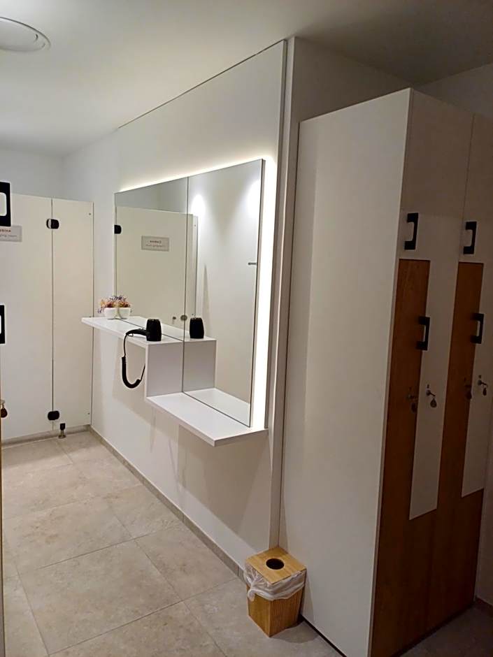 Eco-Domaine La Fontaine - HOTEL-SPA - 300 m Plage de la Fontaine aux Bretons