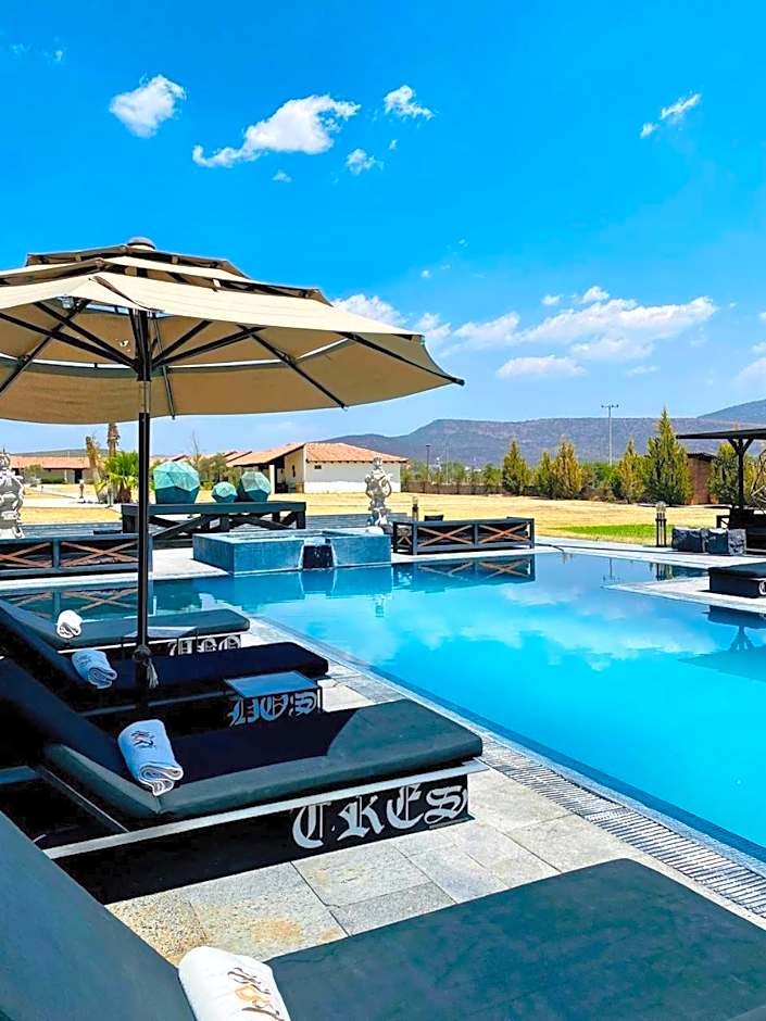 Hacienda Los Picachos