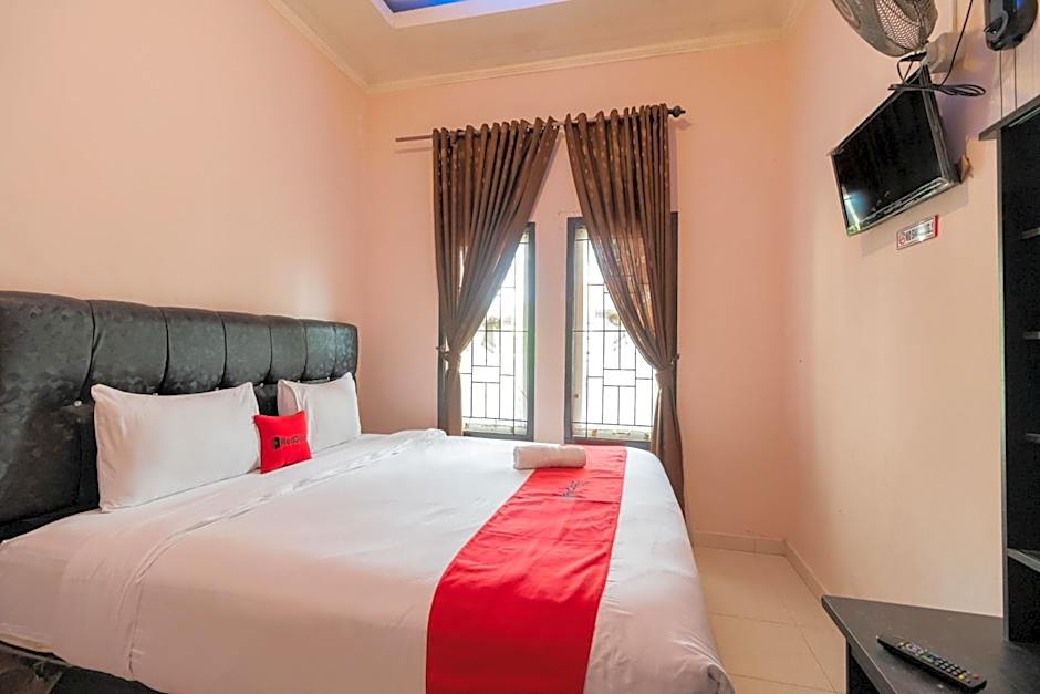 RedDoorz Syariah at D'Ostha Residence