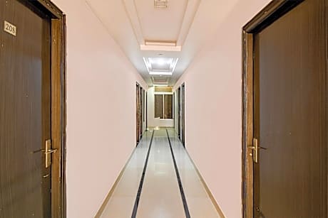 Hotel O Golghar Railway Station Formerly Sai Palace