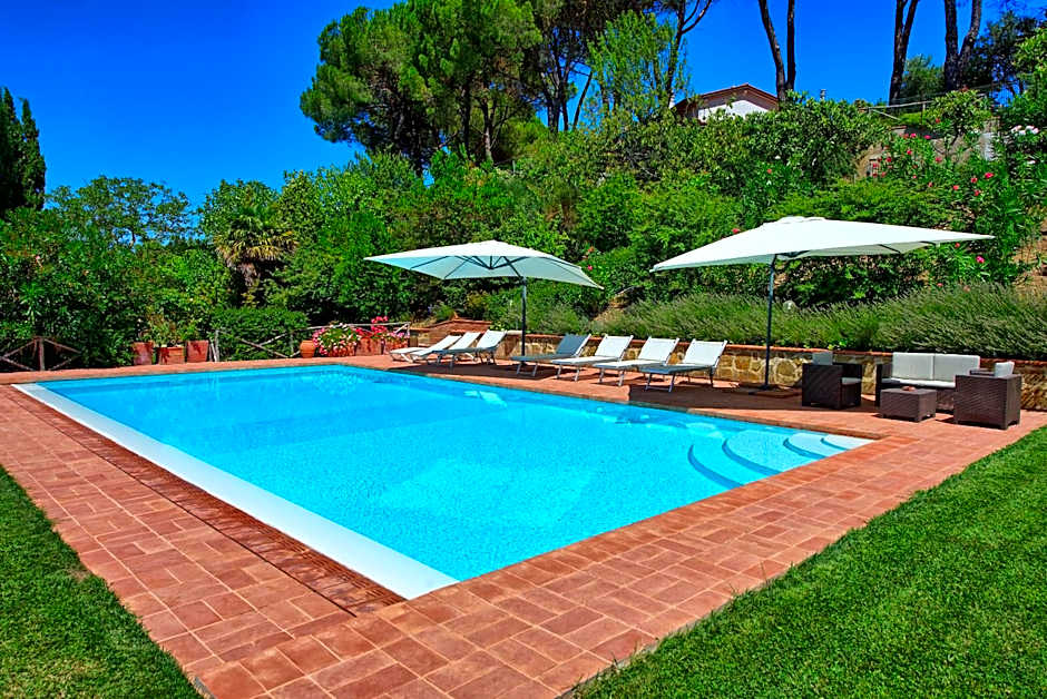 Villa Casa Lucia by PosarelliVillas