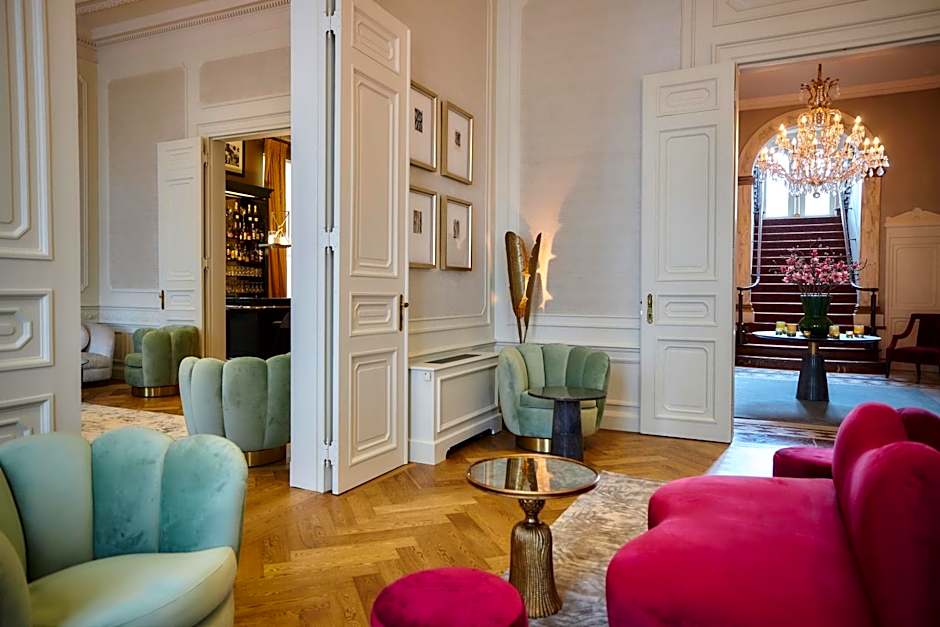 Dukes' Arches Brugge Adults only