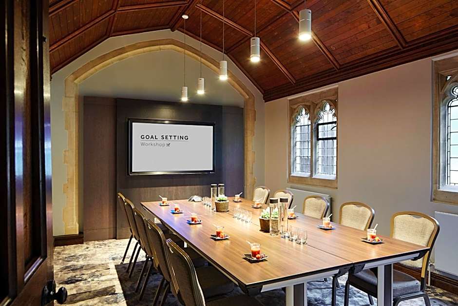 Hanbury Manor Marriott Hotel & Country Club