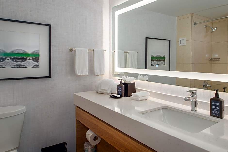 Sheraton Westport Plaza Hotel St. Louis