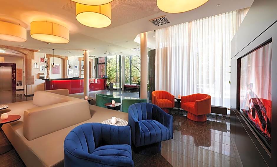 Novina Hotel Tillypark