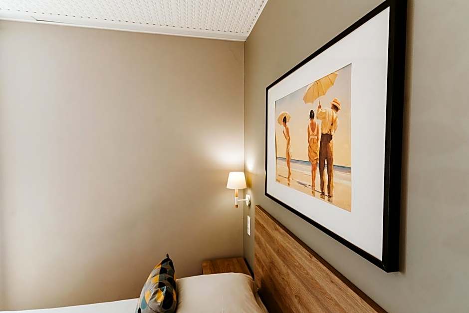 Hôtel Le Petit Castel