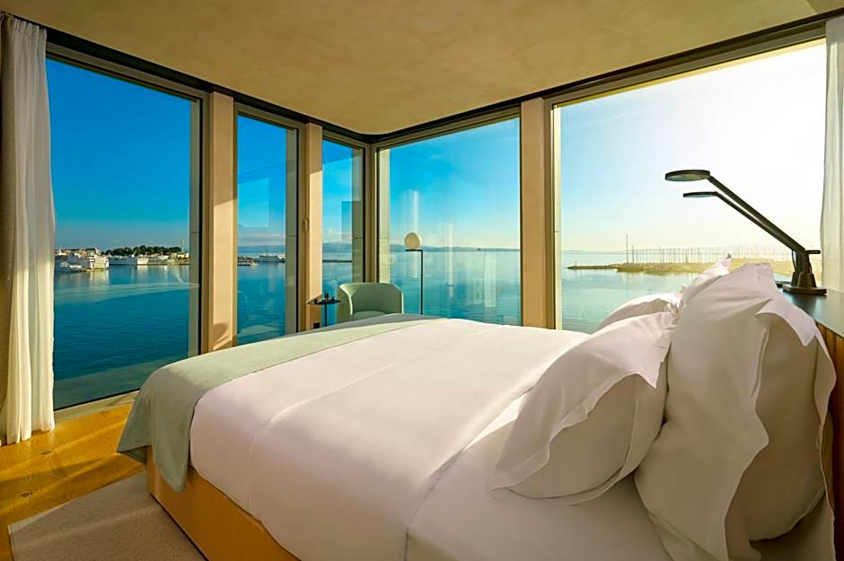 Hotel Ambasador