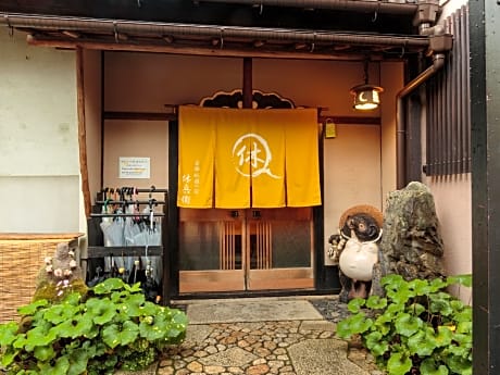 Gion Ryokan Q-beh