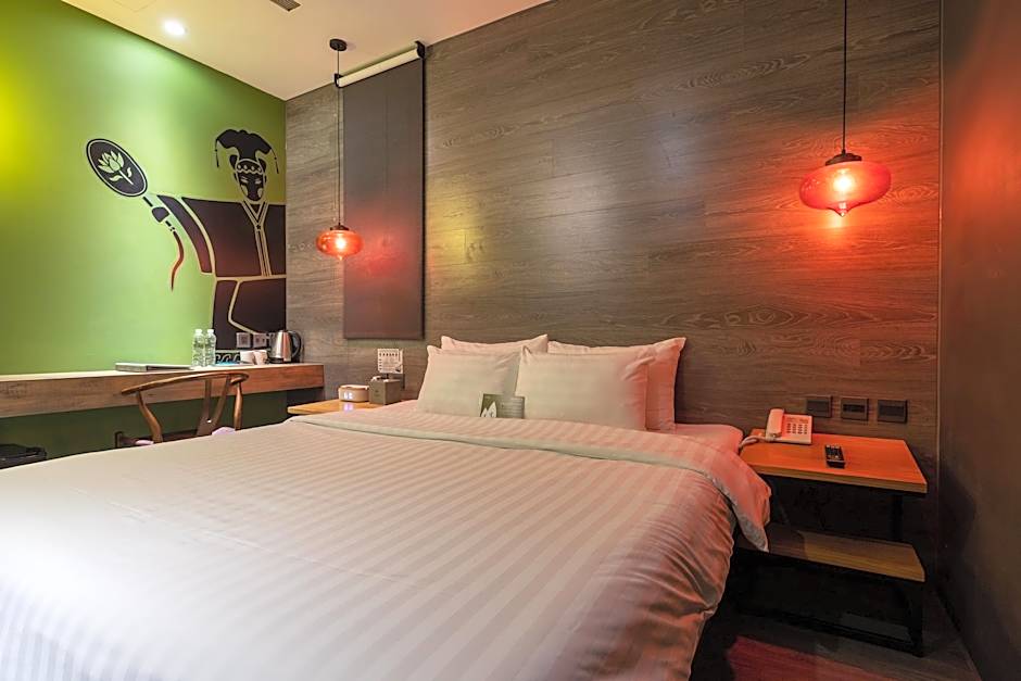 Huwei Hotel