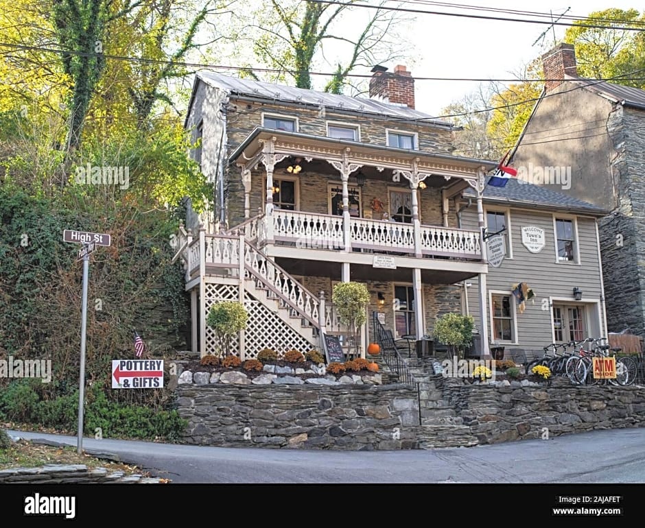 The Town's Inn – Harpers Ferry, WV