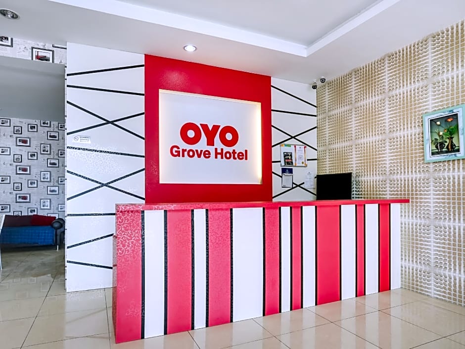 OYO 89583 Grove Hotel