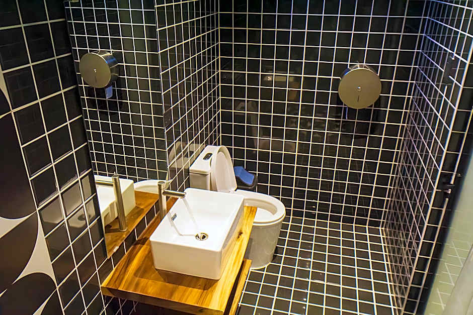 Kadangyan by 3BU Hostel