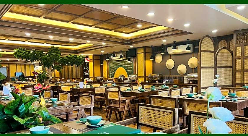 Happy Life Green Hotel