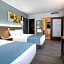Wingate by Wyndham Long Island City