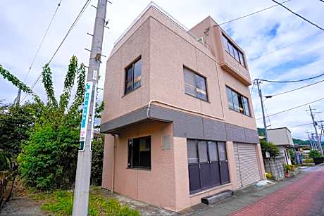 [Kotobuki House] 3F Building with Sky View Terrace! Newly Opened, Next to Yorimichi no Yu