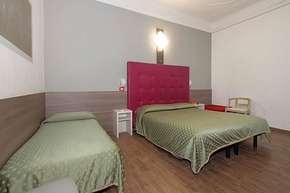 Hotel Piola