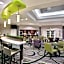 La Quinta Inn & Suites by Wyndham Houston West Park 10
