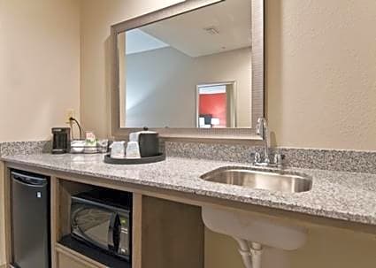 Hampton Inn & Suites Pensacola/I-10 Pine Forest Road