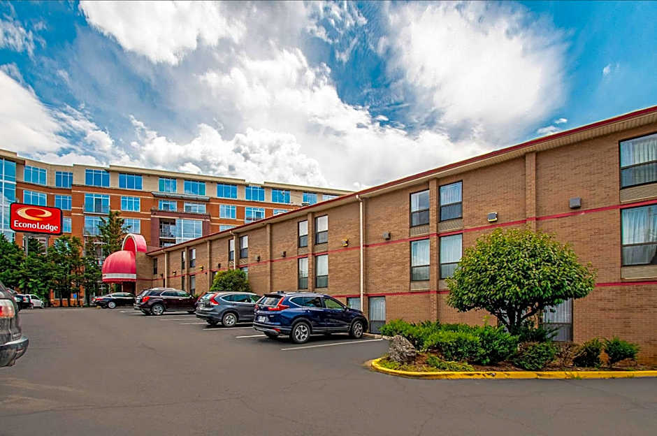 Econo Lodge Metro