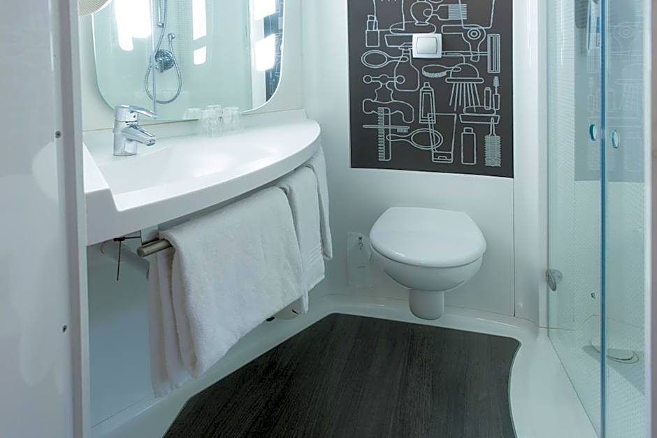 ibis Rouen Champ-de-Mars