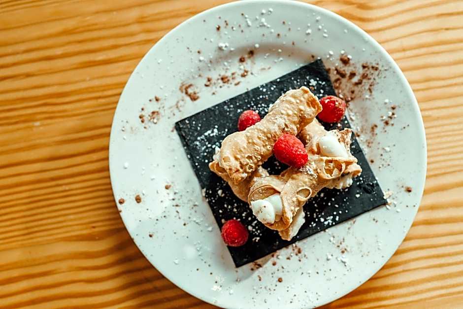 Hotel Skyler Syracuse Tapestry Collection by Hilton