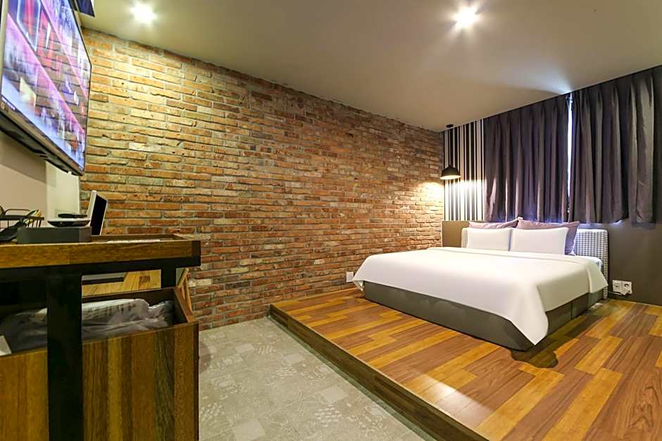 Hotel Gray