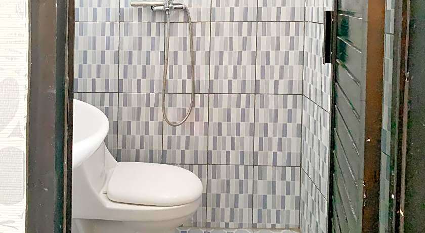 Penginapan Losmen Ayu Pamanukan RedPartner