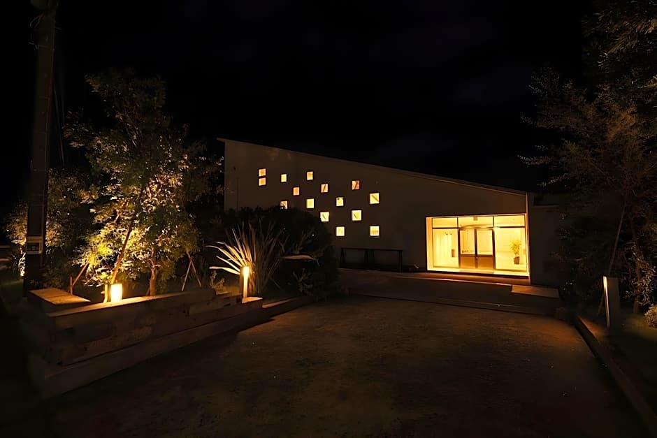 Chikura Tsunagu Hotel