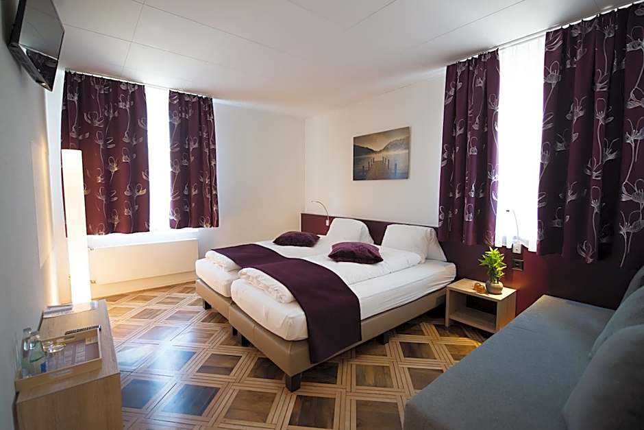 HOTEL & RESTAURANT Mohren