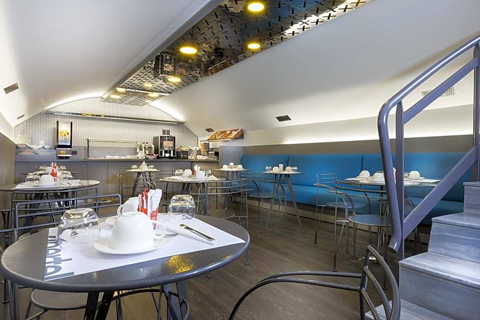 Libertel Montmartre Duperre