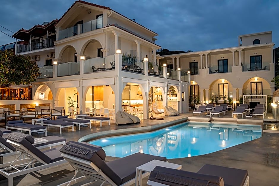 Nikon Boutique Hotel