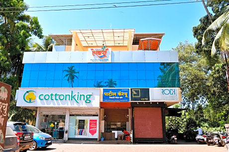 Malvan's Aishwarya Hotel