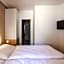 Hotel Gardinn - Free Parking and Quiet Garden