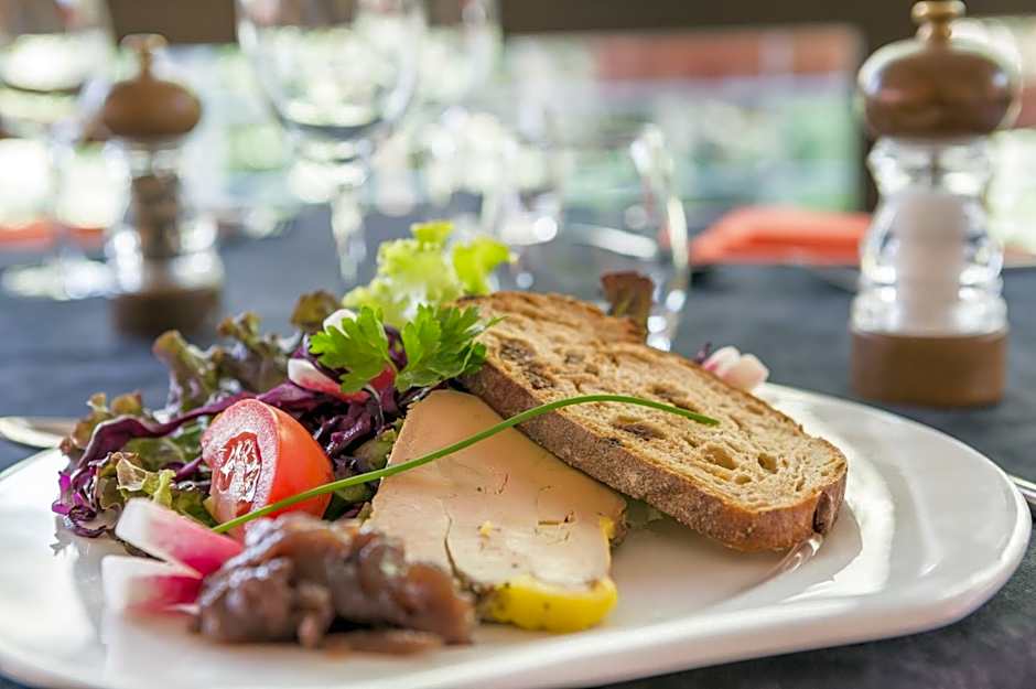 Logis Des Rives De L'Arzon