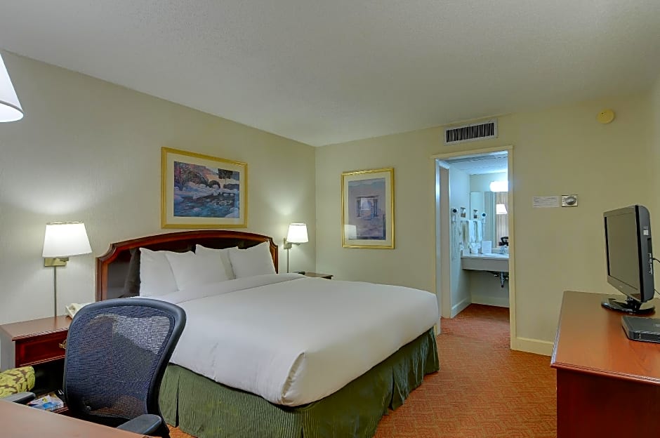 Vagabond Inn Executive - San Francisco Airport Bayfront (SFO)